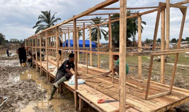 Wujud-Kepedulian-Nyata-untuk-Masyarakat,-Brimob-Polri-Bangun-MCK-Umum-di-Kuala-Simpang,-Aceh